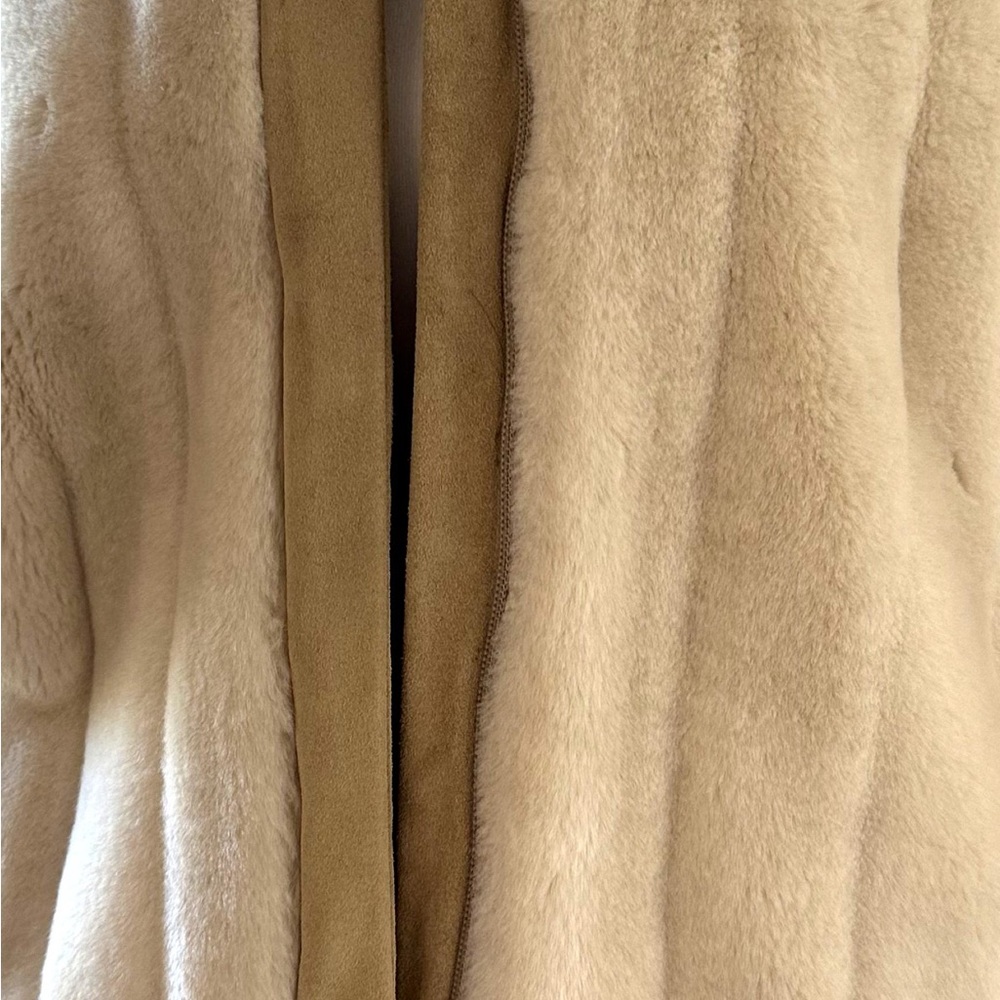 Banana Republic Vintage Faux Fur Bomber Jacket Size M (Runs Small)